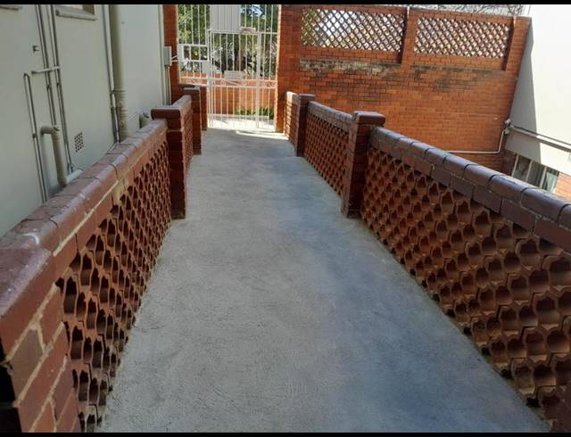 2 BEDROOM APARTMENT FOR SALE IN WINDERMERE